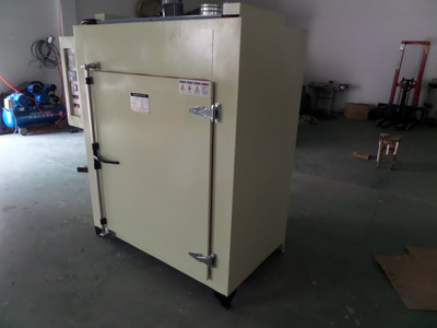 厂家专业生产 高温烘箱 高温恒温烘箱 高温烤箱 电热干燥箱 138